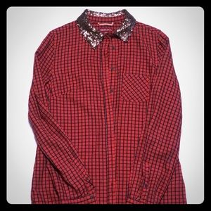 Women’s plaid shirt with gold sequin neck